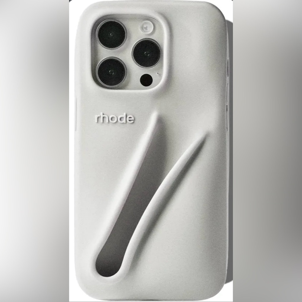 Rhode Grey Iphone 15pro Case
